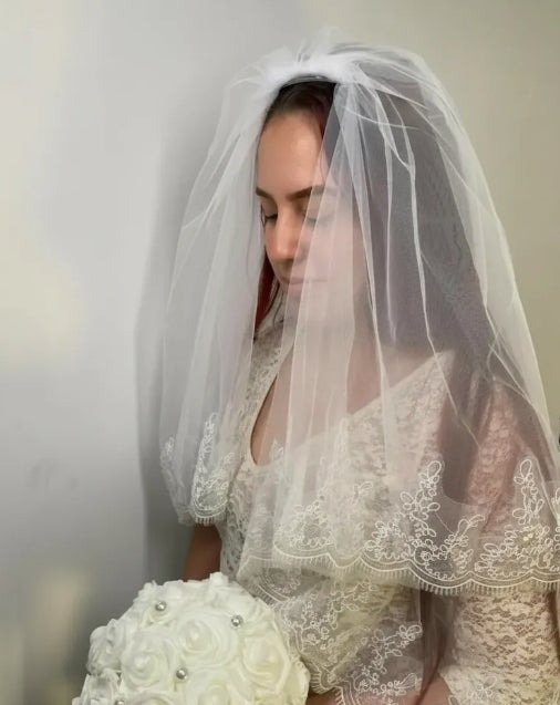 Velo Corto De Novia Blanco Encaje Doble Capa Con Peineta